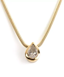 Kette mit Diamantanhänger