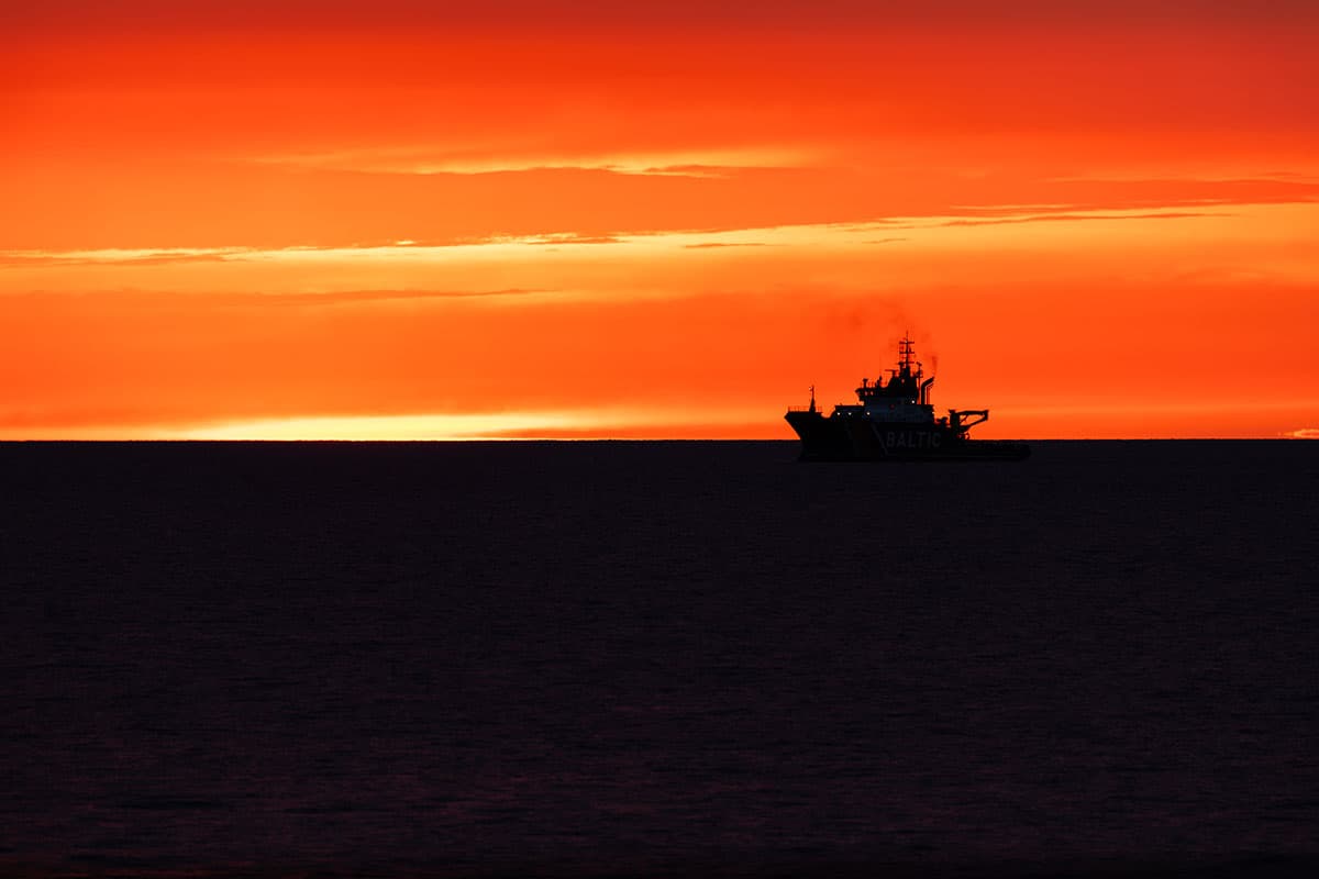 MS Baltic im Sonnenuntergang – Bild 2